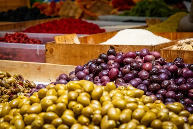 10 Consejos Clave para Ahorrar en Comidas Durante tus Viajes