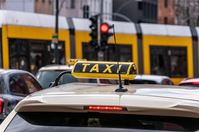 Cómo Ahorrar en Transporte Durante tus Viajes: 10 Consejos Prácticos